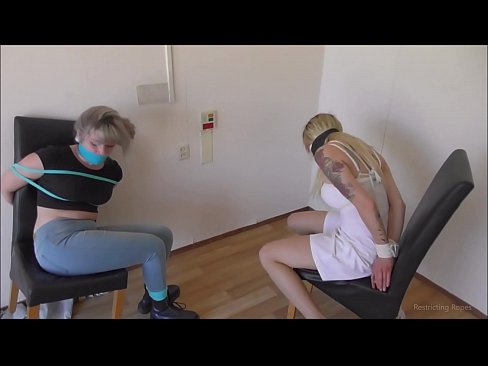 ❤️ Пристрастен / с вързани ръце и уста / девойка в беда ☑ Анално порно в bg.serviporno.ru ❌