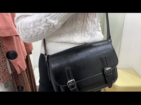 ❤️ Публична мастурбация на младата кучка FeralBerry с вибратор в стаята за обличане ☑ Анално порно в bg.serviporno.ru ❌